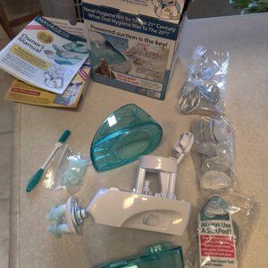 Navage Nasal Irrigation System 27 Salt Pods Standard and Large Nose Pillows EUC